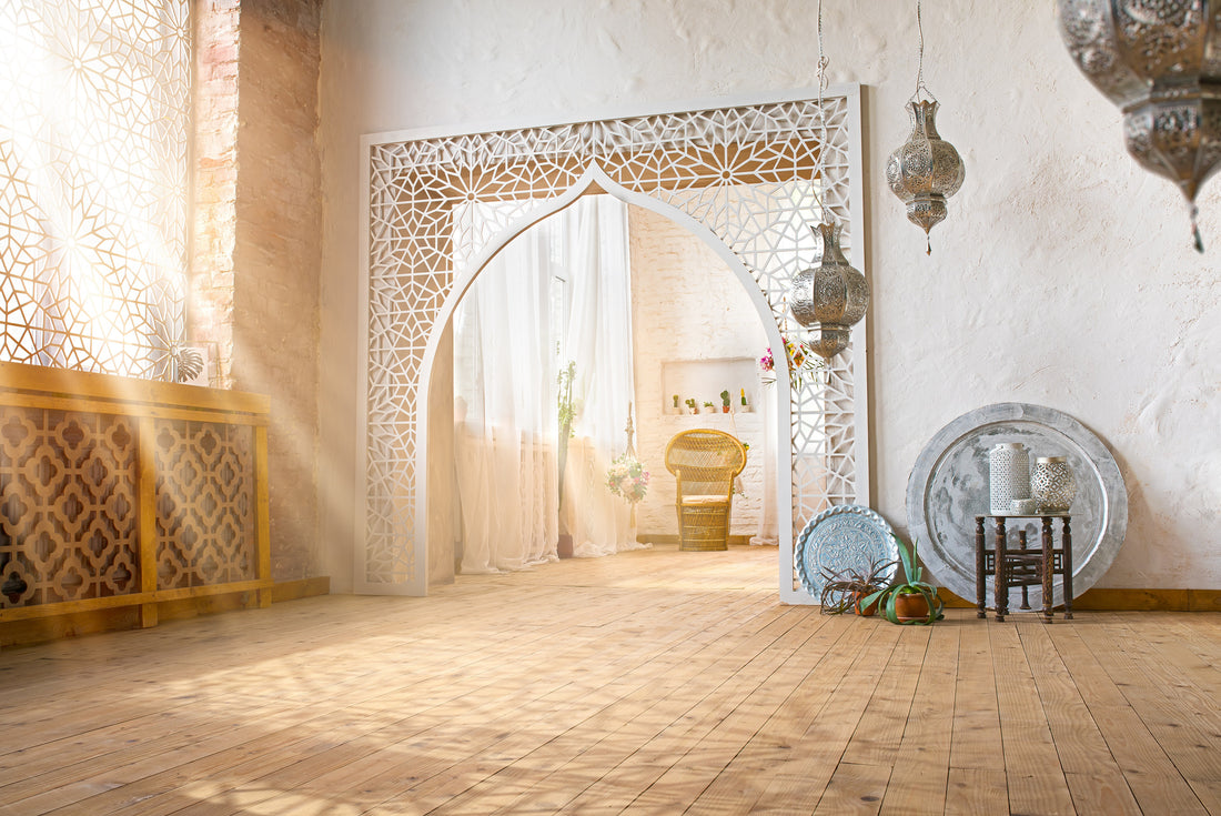 Let there be light ! Origins of Moroccan Lights